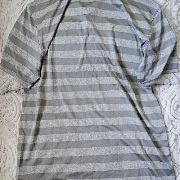Old Navy Golf Shirt - Picture 4 of 4